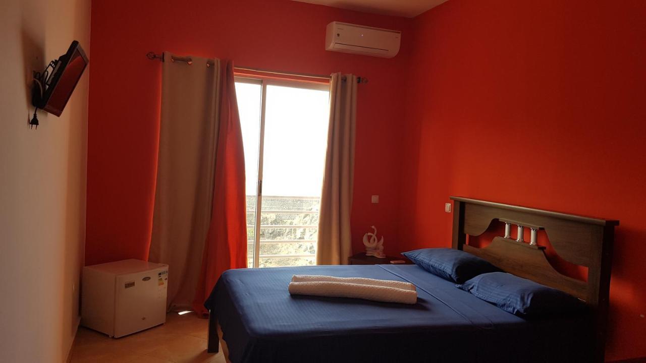 סאו פיליפי Hotel Ocean View & Restaurante Seafood מראה חיצוני תמונה