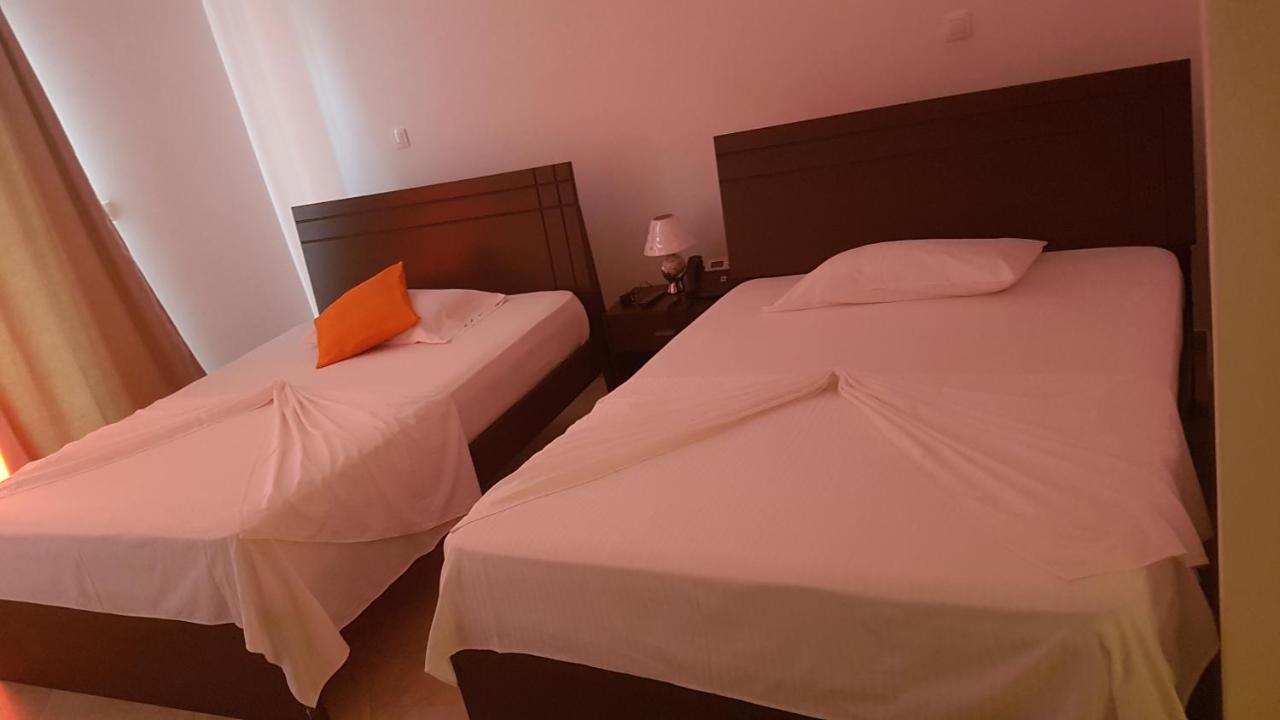 סאו פיליפי Hotel Ocean View & Restaurante Seafood מראה חיצוני תמונה