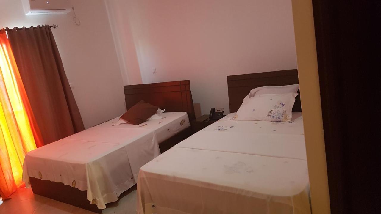 סאו פיליפי Hotel Ocean View & Restaurante Seafood מראה חיצוני תמונה