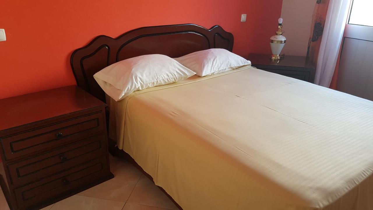 סאו פיליפי Hotel Ocean View & Restaurante Seafood מראה חיצוני תמונה