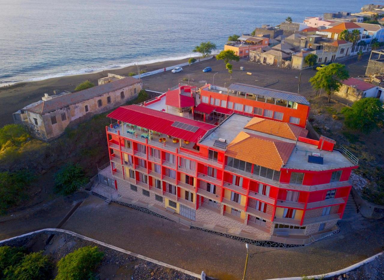 סאו פיליפי Hotel Ocean View & Restaurante Seafood מראה חיצוני תמונה